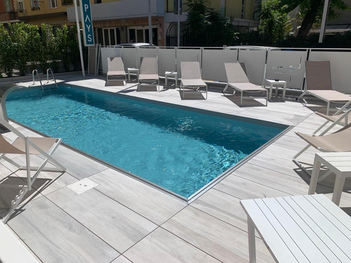 Hotel Mon Pays Rimini Esterno foto